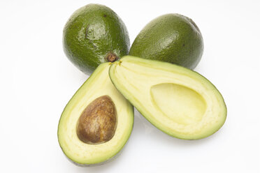 avocados, cut-out, white background - 01458CS-U