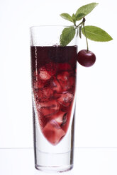 Cherry juice with ice cubes - 00778CS-U