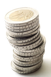 Pile of 2 Euro coins - 00643CS-U