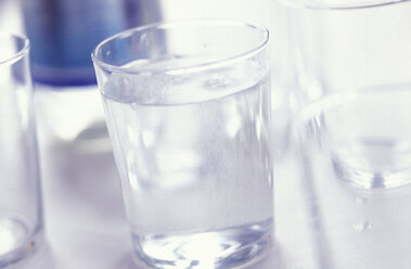 Ein Glas Wasser - 00368AS