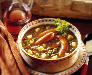Lentil soup with sausages - 01861CS-U
