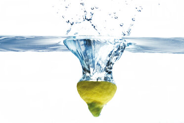 Zitrone fällt ins Wasser - 01544CS-U