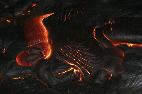 hawaii - pahoehoe lava at night - RM00054