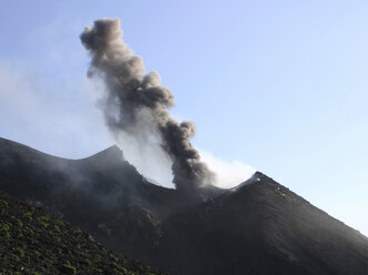 stromboli - Italien, Blick in die Krater - RM00053