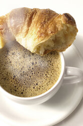 Croissant und Kaffee - 00041CS-U