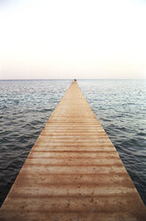 Boardwalk on sea - UKF00052