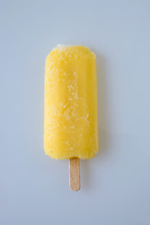 Ice lolly, overhead view - MNF00077