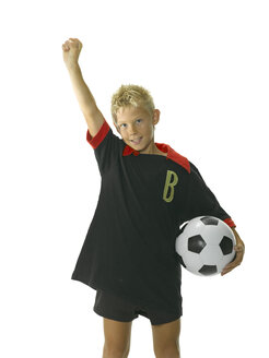 Junge mit Fußball, Nahaufnahme - LMF00121