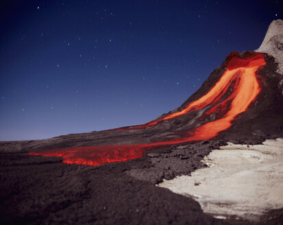 Tanzania, volcano ol doinyo Lengai - RMF00086