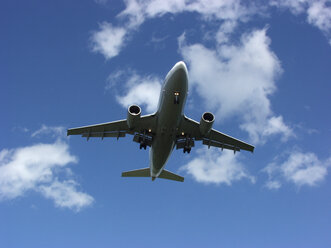 Jet aircraft flying, low angle view - THF00142