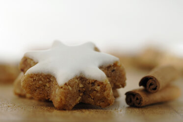 Weihnachtsplätzchen mit Zimt - ASF01748