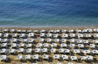 Deck chairs at beach - GSF00527