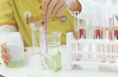 Girl in chemical lab - WESTF00035