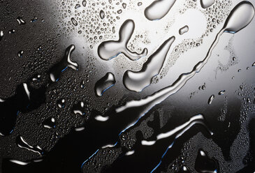 Water drops - MB00551