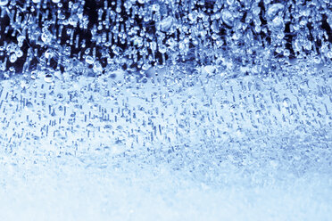 Ice block, close-up - 03389CS-U