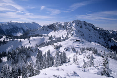 Deutschland, Bayern, Scheibenwand, schneebedeckte Berge - FFF00687