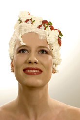 Young woman with cream on head - CLF00119