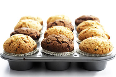 Muffins im Backblech, Nahaufnahme - 03959CS-U