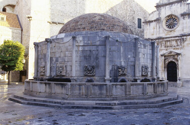 Kroatien, Dubrovnik, Onofrio-Brunnen - LFF00019