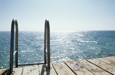 Pier mit Handlauf - UKF00065