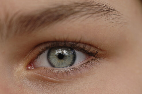 Woman's eye, close-up - CRF01002