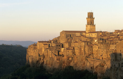 Italy, Tuscany, Pittigliano - HSF00972