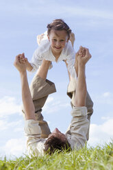 Father playing with daughter - LDF00359