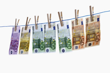 Euro notes on clothesline - 05303CS-U