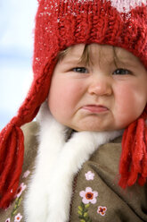 Girl ( 1-2 ) wearing cap, crying, close-up - SMOF00034