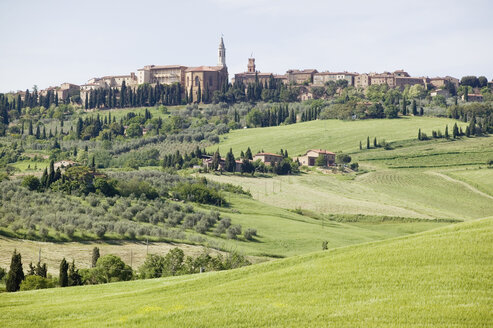 Italien, Blick auf Pienza - MRF00751