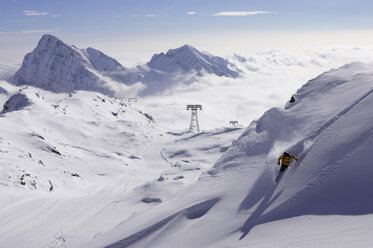 Italy, Gressoney, skiier - FFF00697