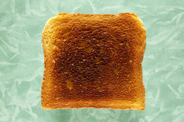 Slice of toast, close-up, elevated view - THF00376