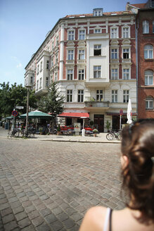 Germany, Berlin, Prenzlauer Berg, street café - CHKF00168