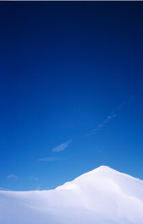 Schnee, blauer Himmel und Stille - PMF00425