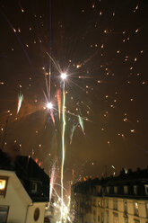 Feuerwerk in der Stadt - THF00438