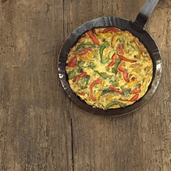 Spanish torilla in cast-iron pan - WESTF04635