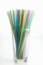 Multi coloured straws, close-up - MSF02022