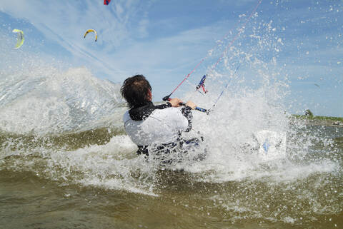 Kiteboarder, lizenzfreies Stockfoto