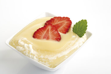 Vanilla creme and strawberries - 06772CS-U