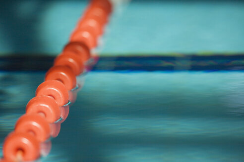 Trennlinie für Schwimmleine, Nahaufnahme - WEST05814