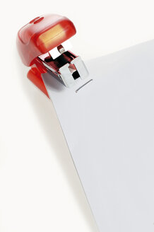 Paper and stapler - 00284LR-U