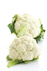 Cauliflowers, close-up - 07619CS-U