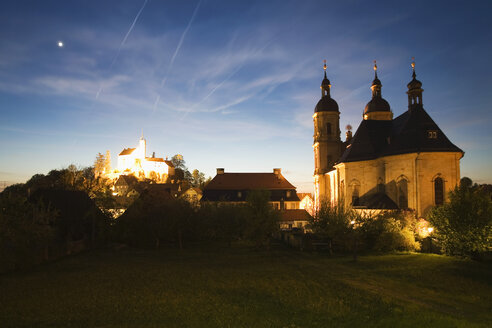 Deutschland, Bayern, Gößweinstein, Basilika und Burg - MSF02209