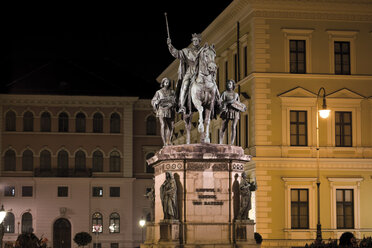 Deutschland, Bayern, München, Denkmal für den bayerischen König Ludwig I., Odeonsplatz, - 07927CS-U