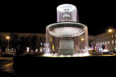 Germany, Bavaria, Munich, fountain in front of University - 07866CS-U