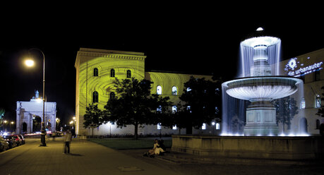 Germany; Bavaria, Munich, University at night - 07865CS-U