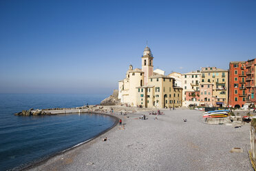 Italy, Laguria, Camogli, Beach - MRF00971