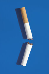 Zerbrochene Zigarette, Ansicht von oben - MUF00051