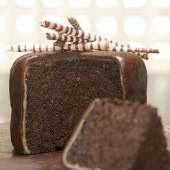 Chocolate cake, close-up - CHK00851
