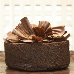 Chocolate cake, close-up - CHK00844